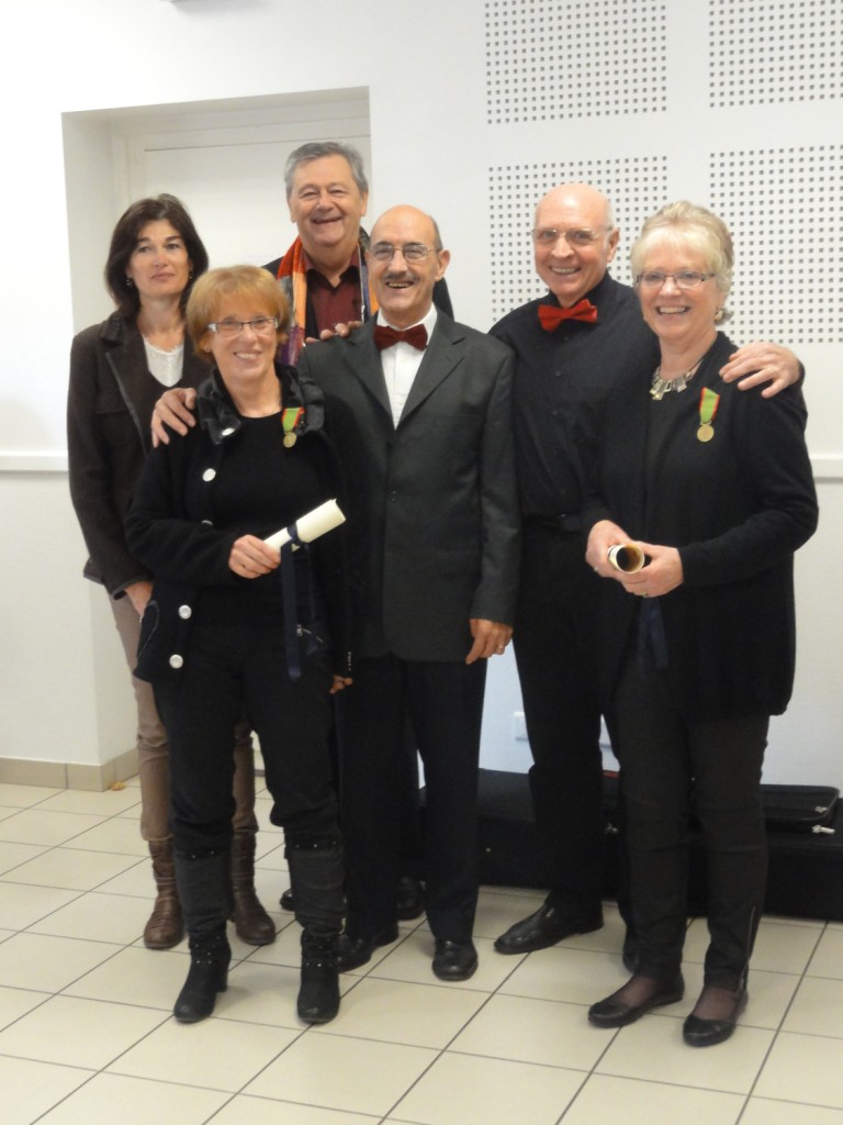 Remise de médailles et diplômes à Monique Thomas et Marie-Claude Dubesset - Ste-Cécile 2014